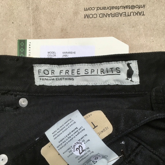 ☑️Italian Designer Jeans Takutea  KARAREHE - Picture 9 of 12